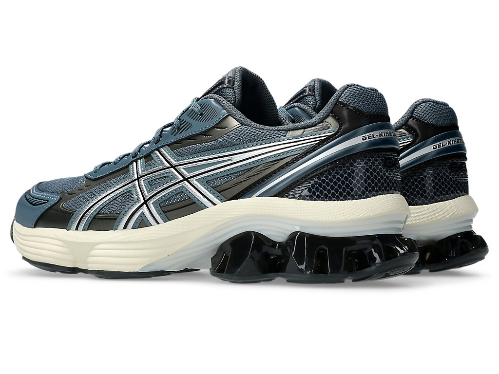 Lookbook 아식스 젤 키네틱 플루언트 스니커즈 캐리어 그레이/퓨어 실버 1203A591-022
