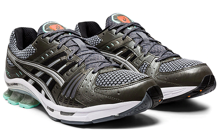 Lookbook ASICS Gel-Kinsei OG Plateado/Negro 1021A212-020