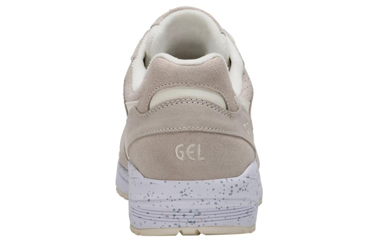 Shop ASICS Gel-Lique ''Milk Tea'' da donna H837L-0000