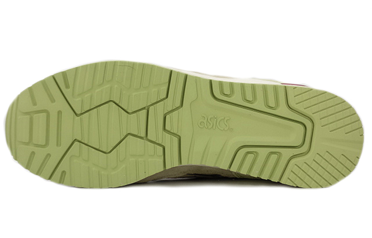 Shop Asics Gel-Lyte 3 低筒跑步鞋 綠