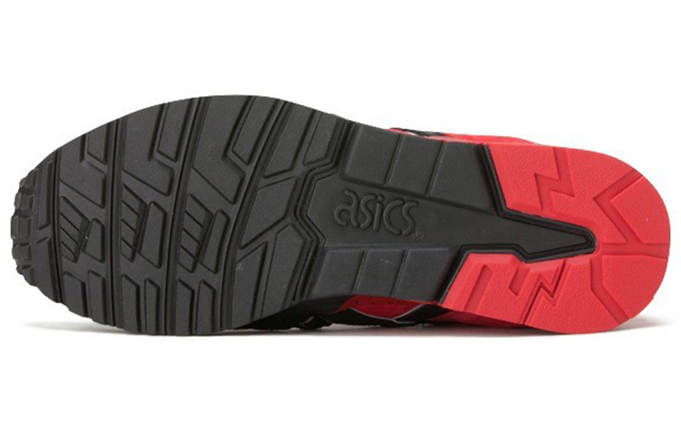 Shop ASICS Gel-Lyte 5 极简复古休闲红黑色款式鞋 TQ6P4L-2590