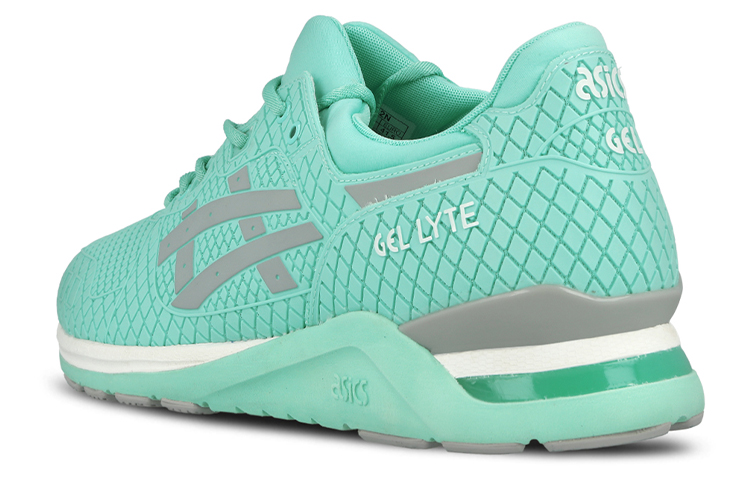Shop ASICS Gel-Lyte Evo 'Hijau Alpukat' H6E2N-7613
