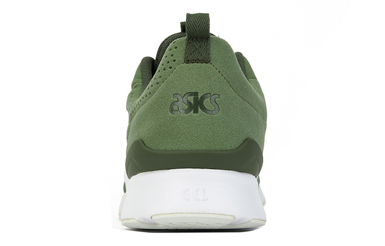 Shop Asics Gel-Lyte Runner 休閒舒適跑步鞋 男女款 軍綠色