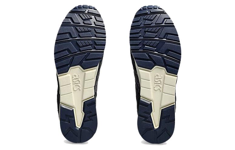 Shop "籐高毛巾 × 亞瑟士 Gel-Lyte 5 "黑色""