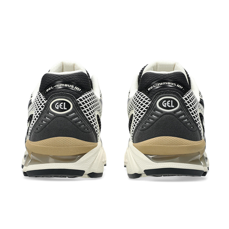 Shop ASICS GEL-Nimbus 10.1 跑步鞋 1203A877-001