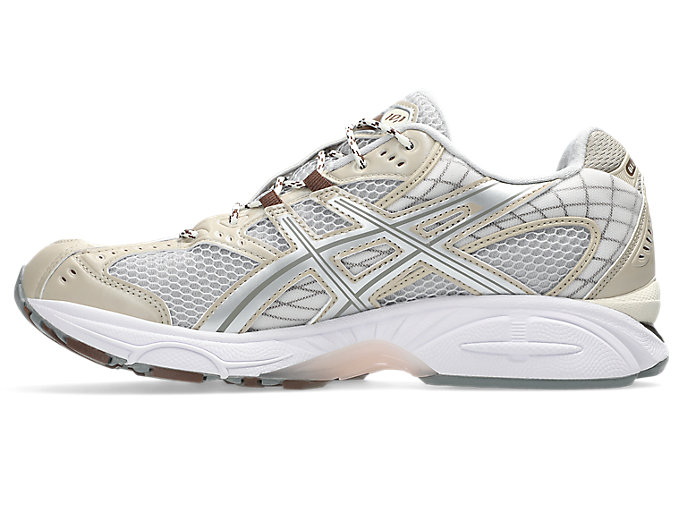 Shop アシックス GEL-NIMBUS 10.1 ランニングシューズ コンクリート/フェザーグレー 1203A543-024