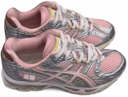 VANDYTHEPINK x atmos x ASICS Gel Nimbus 10.1 'Strawberry' 1203A865-702 VANDYTHEPINK x atmos x ASICS Gel Nimbus 10.1 'Strawberry' 1203A865-702
