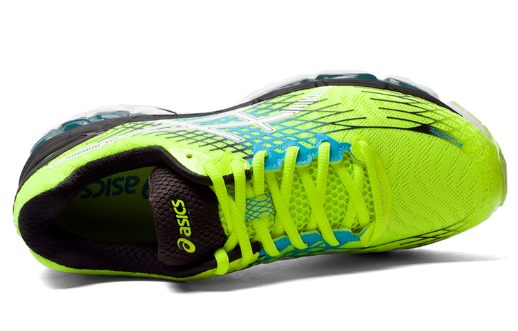 Lookbook ASICS Gel-Nimbus 17 ''Fluoreszierend Grün'' T507N-0401