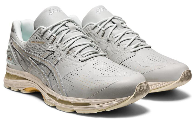 Lookbook ASICS Gel-Nimbus 20 Kelabu/Putih 1201A197-400