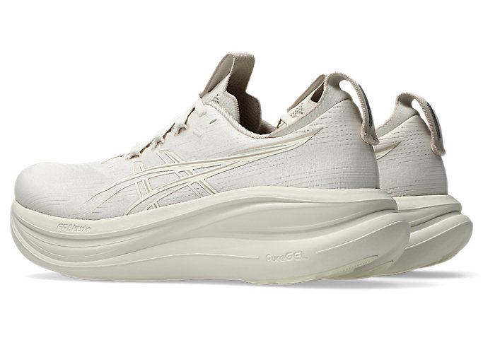Lookbook ASICS GEL-NIMBUS 28 Extra Wide Hardloopschoenen Soft Oat/Cream 1011C145-251
