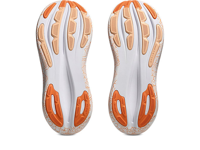 Sizing ASICS GEL-NIMBUS 28 東京跑鞋 白色/杏桃橘 1013A207-100