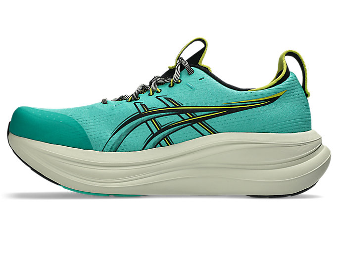 Shop 亚瑟士 GEL-NIMBUS 28 TR 跑鞋 翡翠绿/黑 1011C216-300