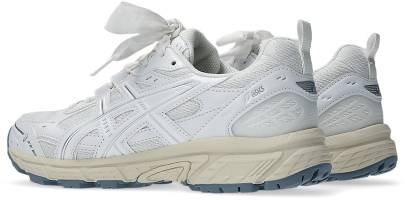 아식스 젤-누노비키 스니커즈 화이트/퓨어 실버 1203A753-100 Lookbook 아식스 젤-누노비키 스니커즈 화이트/퓨어 실버 1203A753-100