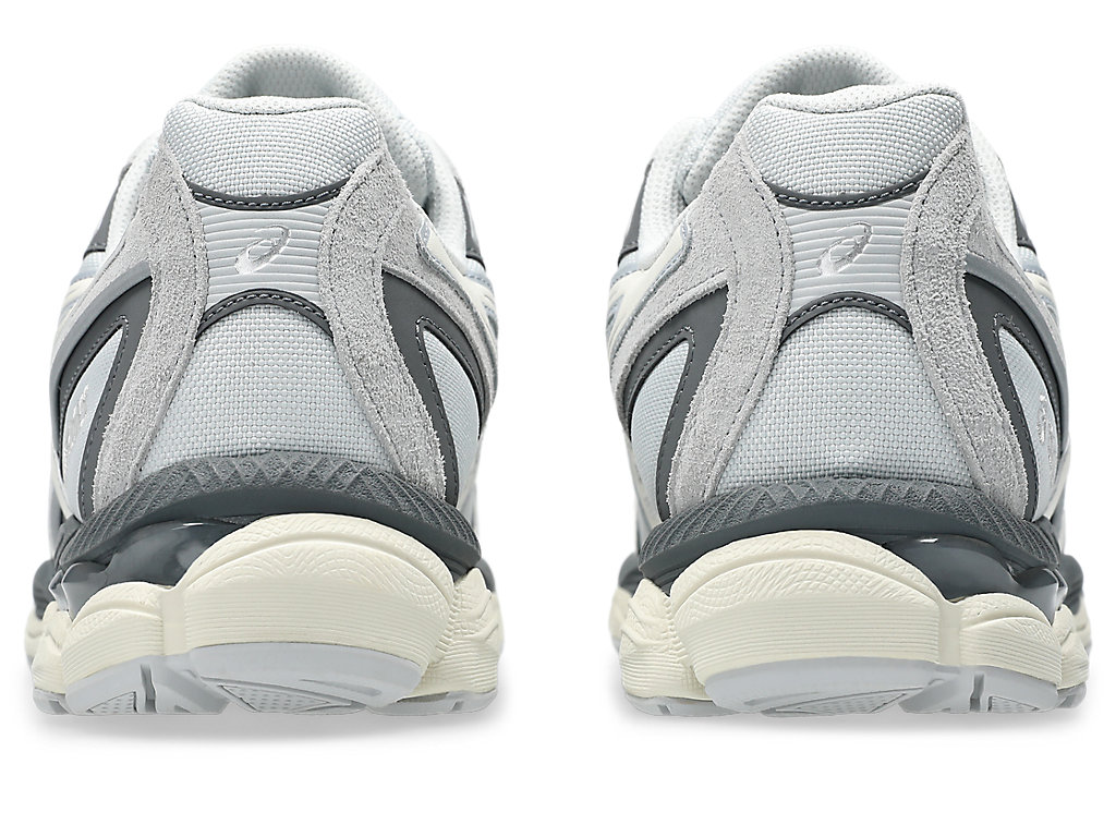 Purchase ASICS GEL-NYC 2055 Sneakers Glacier Grey/Cream Abu-Abu Gletser/Krim. 1203A755-020