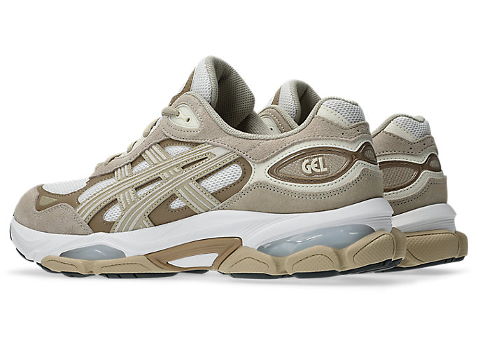 Shop ASICS GEL-NYC 2.0 Chaussures de Course Blanc/Gris Plume 1203A895-102