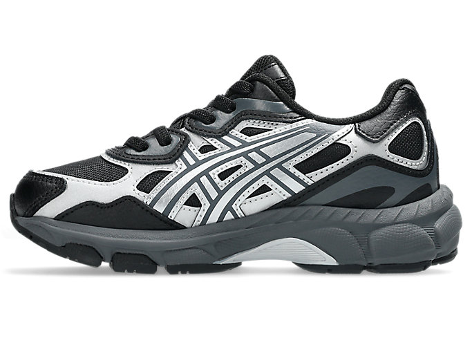 Shop ASICS GEL-NYC PS 兒童運動鞋 黑色/Carrier Grey 1204A192-001