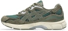 Shop ASICS GEL-NYC ランニングシューズ グローブ/オリーブキャンバス 1203A739-300