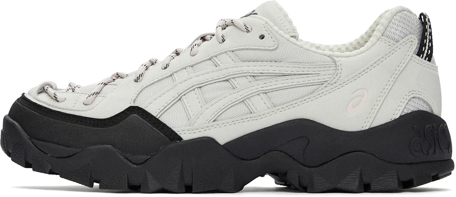 ASICS GEL-PICKAX Outdoor Hiking Shoes - Anti-Slip, Durable, Cushioned White 1203A746-021 Buy ASICS GEL-PICKAX Outdoor Hiking Shoes - Anti-Slip, Durable, Cushioned White 1203A746-021