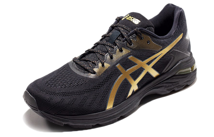 Shop ASICS Gel-Pursue 5 黑色运动鞋 1011A615-001