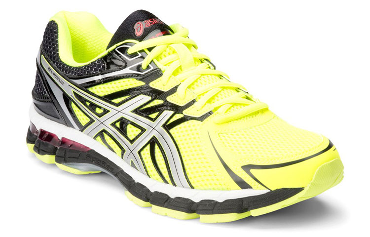 Lookbook ASICS Gel-Pursue Rendah 'Kuning Hitam' T448N-0793