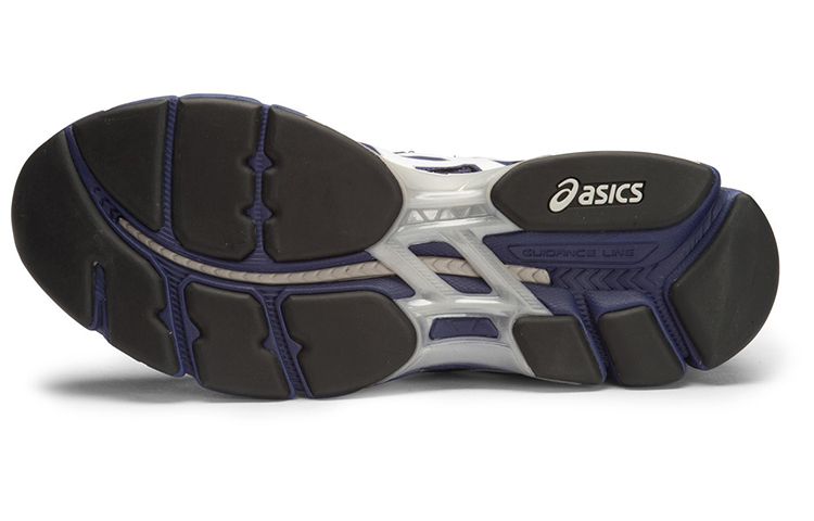 Shop Asics Gel-Rink Scorcher 4 耐磨防滑 低筒跑步鞋 藍白 2E寬