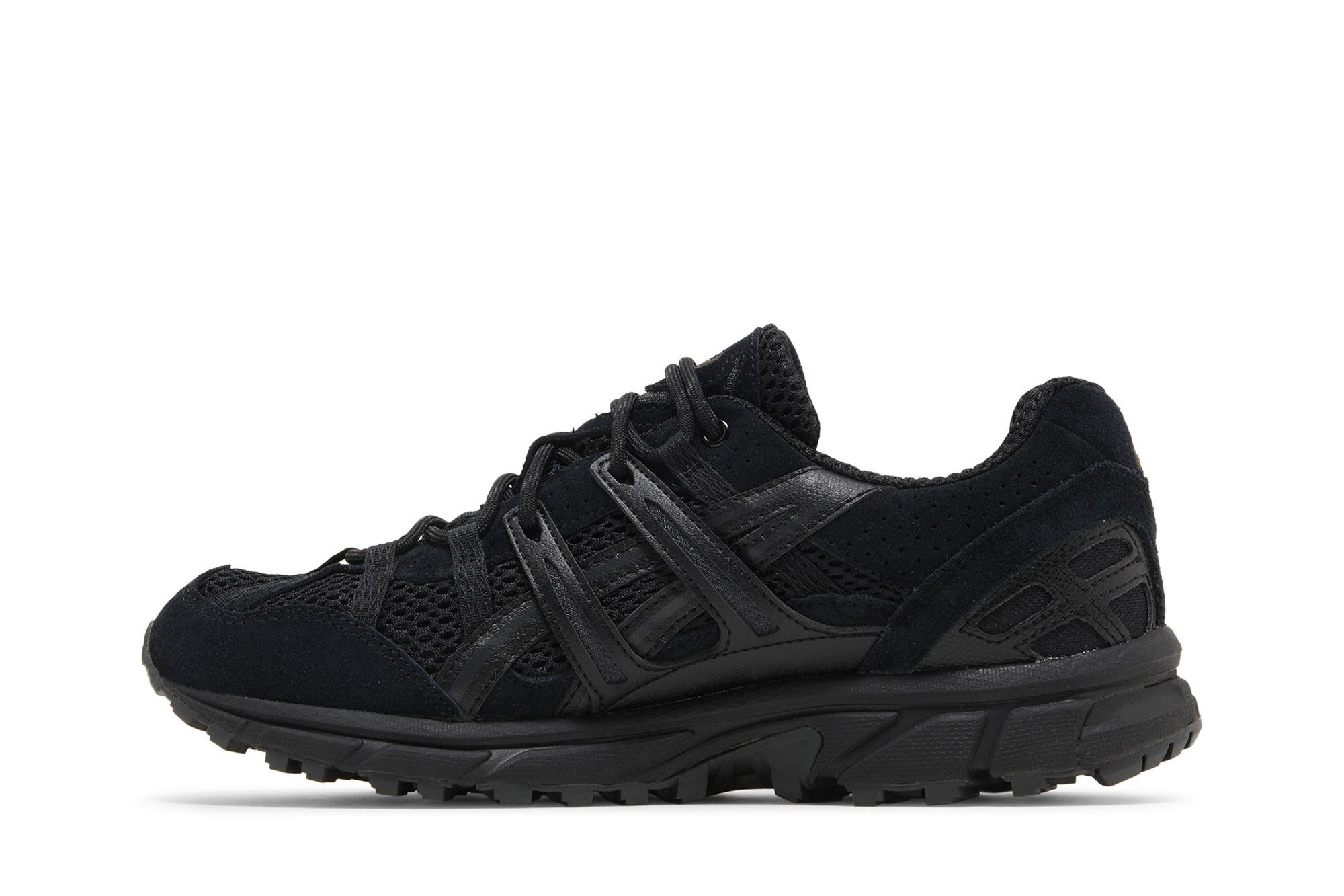 Shop ASICS Gel Sonoma 15-50 '三重黑' 运动鞋 1201A438-001