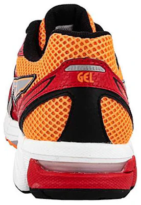 Asics Gel-Stratus 緩震防滑 低筒運動跑步鞋 紅 Shop Asics Gel-Stratus 緩震防滑 低筒運動跑步鞋 紅