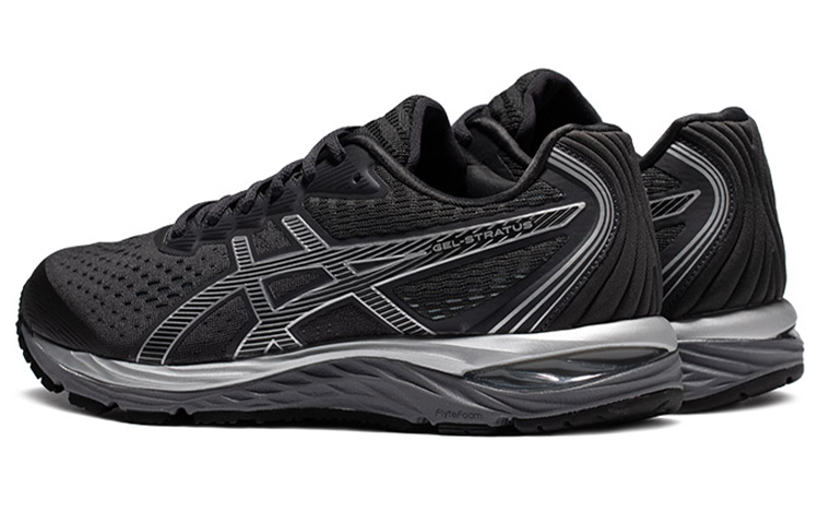 Lookbook Asics Gel-Stratus 低筒跑步鞋 黑灰