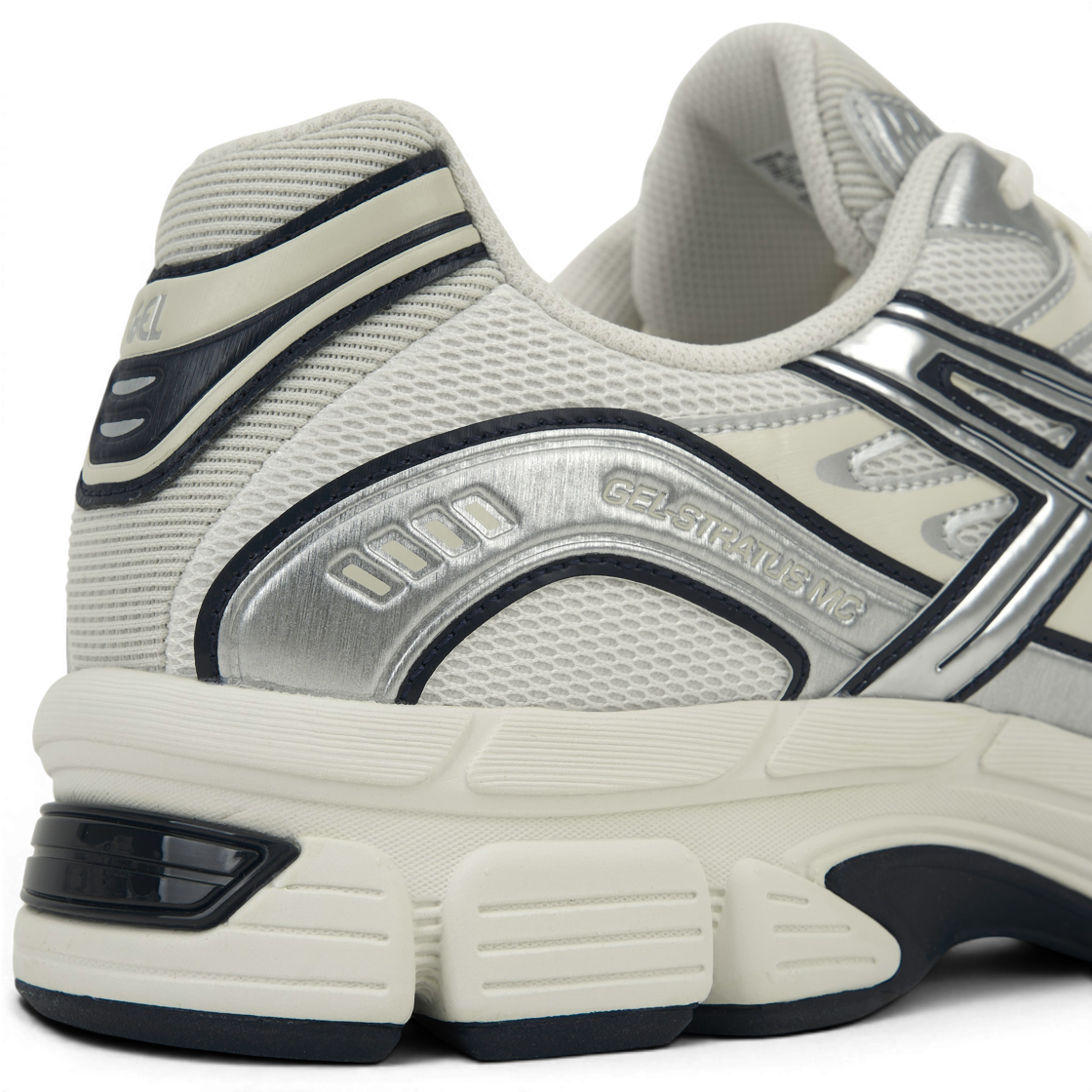 Sizing ASICS Gel-Stratus MC 'Cream Pure Silver' 1203B049-103