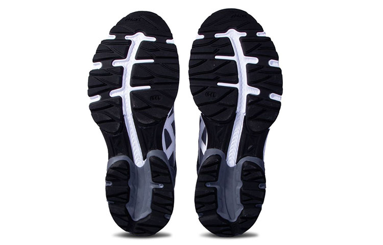 Shop ASICS Gel-Takumi ''Grau Weiß'' 1201A508-020