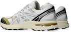 Lookbook ASICS Gel-Terrain 'Putih Kelabu Tasik' 1203A342-100