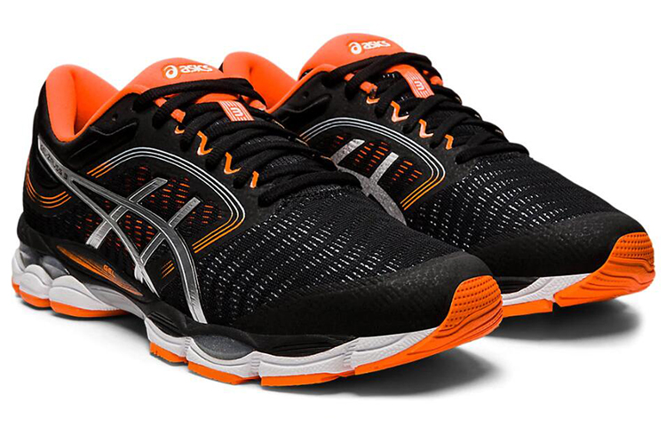 Lookbook ASICS Gel-Ziruss 3 Schwarz/Orange 1011A552-002