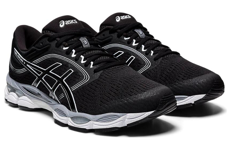 Lookbook ASICS Gel-Ziruss 3 MX Schwarz/Weiß 1011A843-002