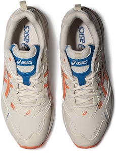 ASICS Gel-100 TR '白橙配色' 运动鞋 1203A095-202 Lookbook ASICS Gel-100 TR '白橙配色' 运动鞋 1203A095-202