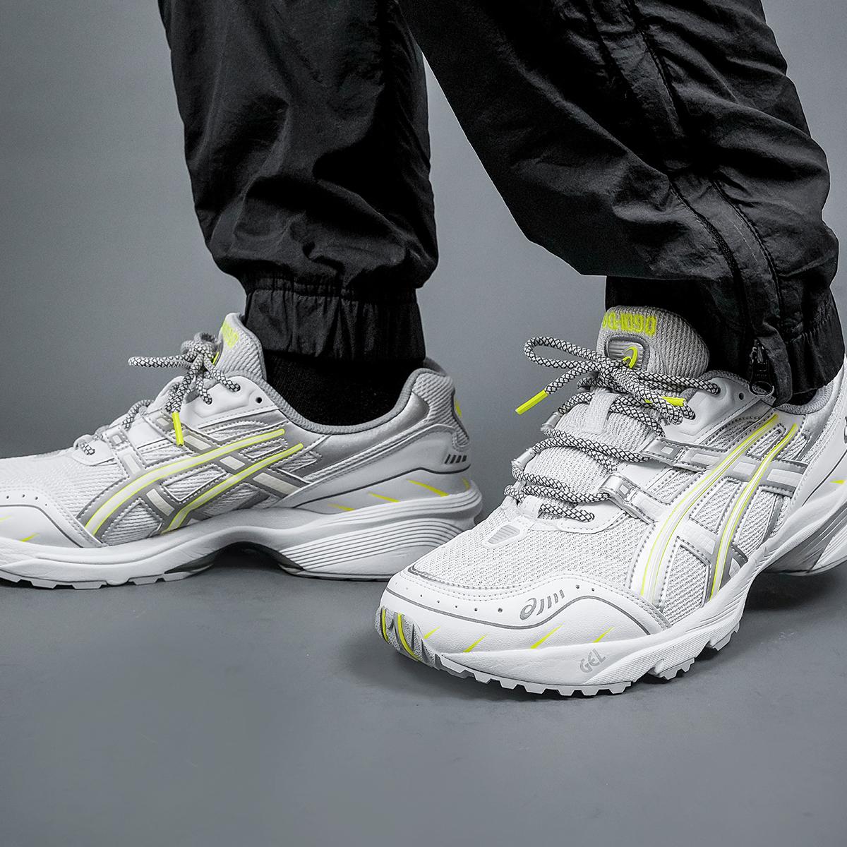 Cheap ASICS Gel 1090 'Putih Perak Murni' 1201A041-100