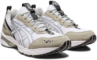 ASICS Gel 1090 V2 'Kelabu Putih Sedang' 1203A224-104 Lookbook ASICS Gel 1090 V2 'Kelabu Putih Sedang' 1203A224-104