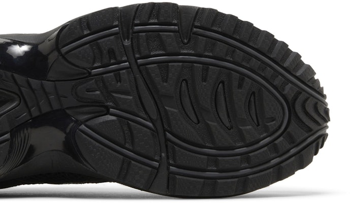 ASICS Gel 1090v2 'Hitam' 1203A224-001 Purchase ASICS Gel 1090v2 'Hitam' 1203A224-001