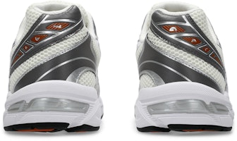 アシックス ゲル 1130 ''クリームホワイト'' 1201A256-120 Lookbook アシックス ゲル 1130 ''クリームホワイト'' 1201A256-120