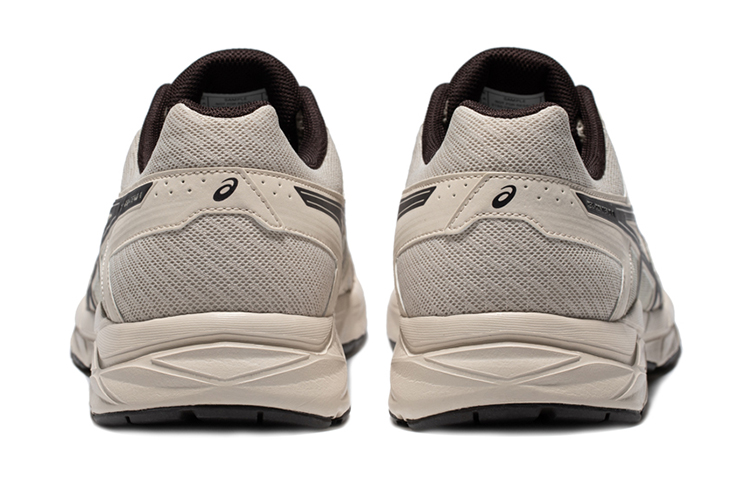 Lookbook アシックス ゲルコンテンド4 グレー/ブラック T8D4Q-030