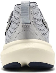 亞瑟士 Gel Contend 9 4E 寬楦 '皮埃蒙特灰 純銀' 1011C001-020 Lookbook 亞瑟士 Gel Contend 9 4E 寬楦 '皮埃蒙特灰 純銀' 1011C001-020