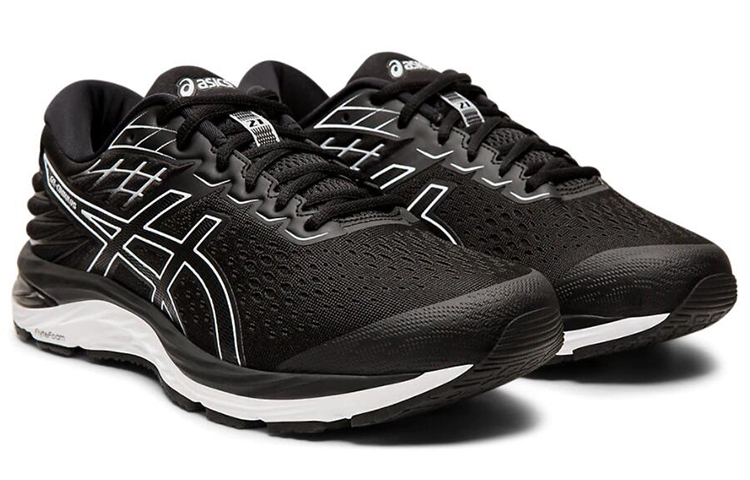 Lookbook ASICS Gel Cumulus 21 2E Wide ''Nero Bianco''. 1011A554-001