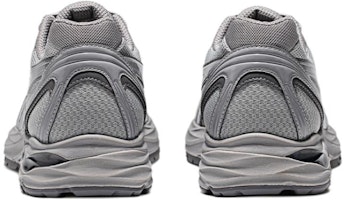 Asics Gel-Flux CN 減震透氣 低筒 跑步鞋 男款 灰色 Shop Asics Gel-Flux CN 減震透氣 低筒 跑步鞋 男款 灰色