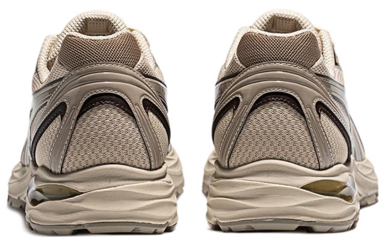 Shop アシックス ゲルフュークス4 CN タンブラック 1011B646-200