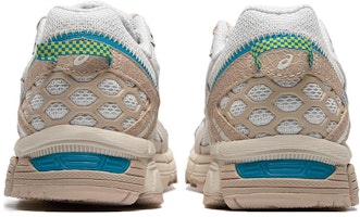 亚瑟士 Gel-Kahana 8 '白色浅褐' 1013A137-200 Shop 亚瑟士 Gel-Kahana 8 '白色浅褐' 1013A137-200