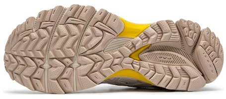 亚瑟士 Gel-Kahana 8 '白色浅褐' 1013A137-200 Purchase 亚瑟士 Gel-Kahana 8 '白色浅褐' 1013A137-200