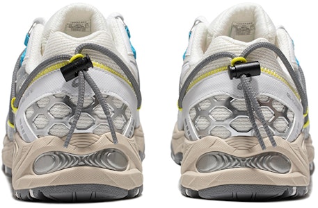 アシックス ゲルカハナ TR V2 白/銀 1203A259-100 Shop アシックス ゲルカハナ TR V2 白/銀 1203A259-100