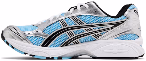Shop 亚瑟士 Gel Kayano 14 '北极天空纯银' 1203A537-400