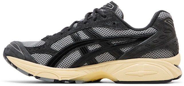 ASICS Gel Kayano 14 'Kelabu Tanah Hitam' 1203A540-020 Lookbook ASICS Gel Kayano 14 'Kelabu Tanah Hitam' 1203A540-020