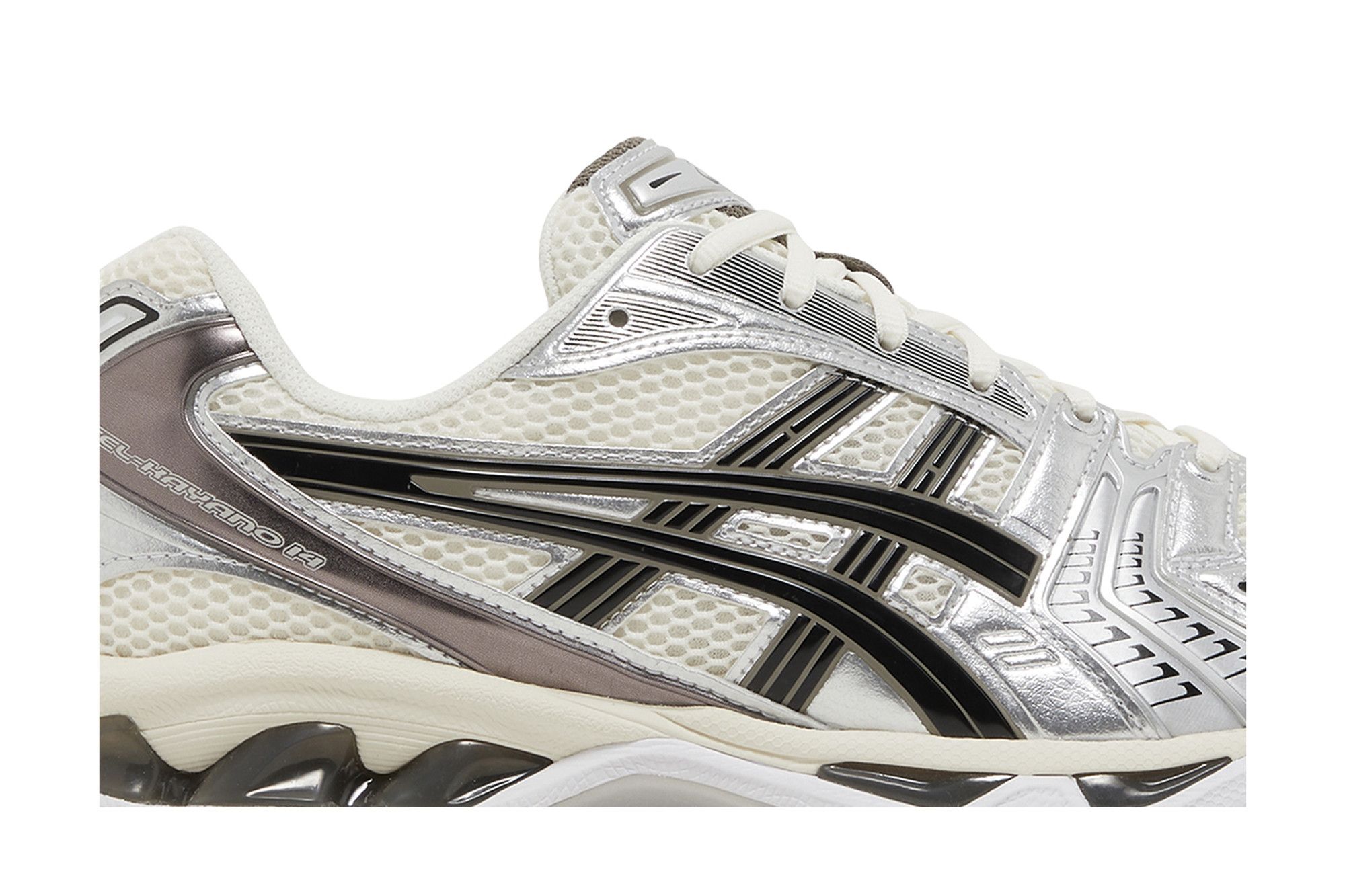 Lookbook ASICS Gel Kayano 14 'Plata Crema' 1201A019-108