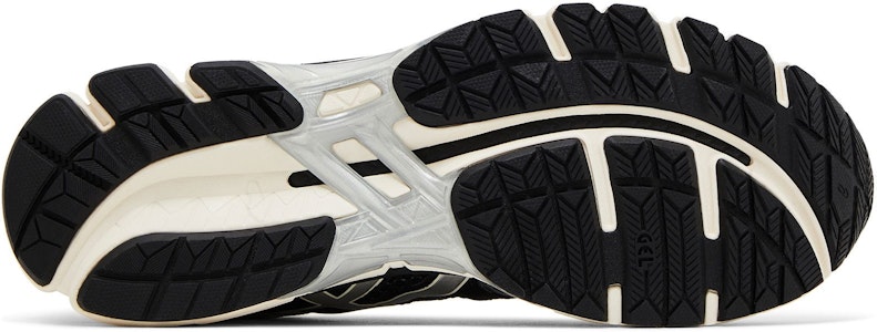 亞瑟士Gel-Kayano 20黑色純銀跑鞋 1203A388-001 Shop 亞瑟士Gel-Kayano 20黑色純銀跑鞋 1203A388-001